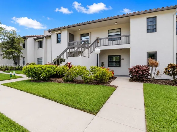 21650 Juego Cir APT 24H, Boca Raton, FL 33433