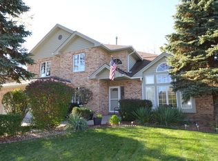 8458 Wolf Rd, Willow Springs, IL 60480