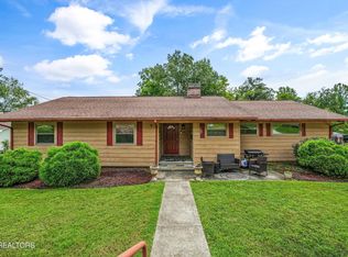 109 Cahill Ln, Oak Ridge, TN 37830
