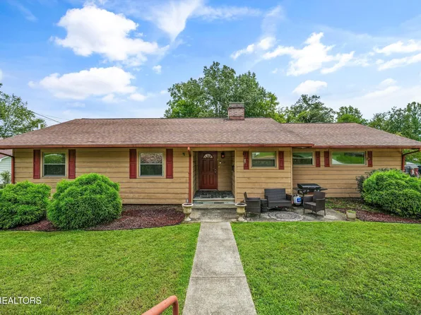 109 Cahill Ln, Oak Ridge, TN 37830