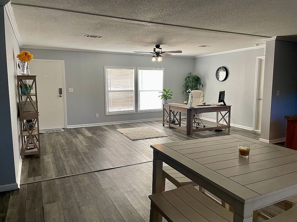 Front Living Area