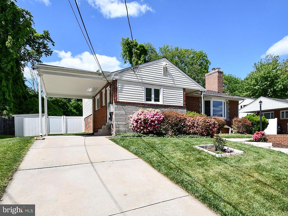 1st image of 9823 Singleton Dr