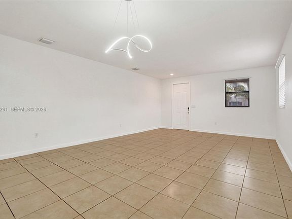 4th image of 3504 W 94th St