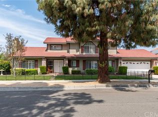 933 Kensington Dr, Redlands, CA 92374