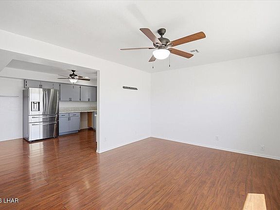 4th image of 2161 Chaparral Dr