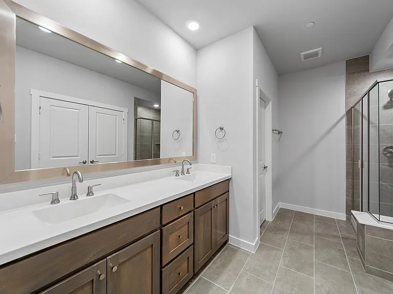 800 Emerling Dr — Photo 17