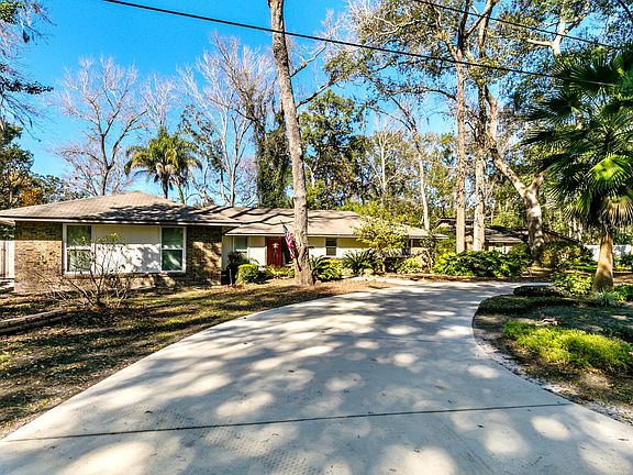 4th image of 14625 Longview Dr S