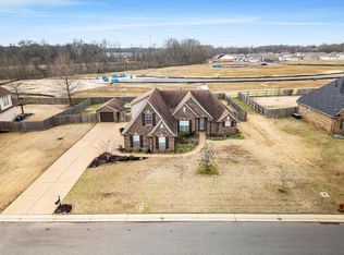 315 Black Ankle Dr, Oakland, TN 38060
