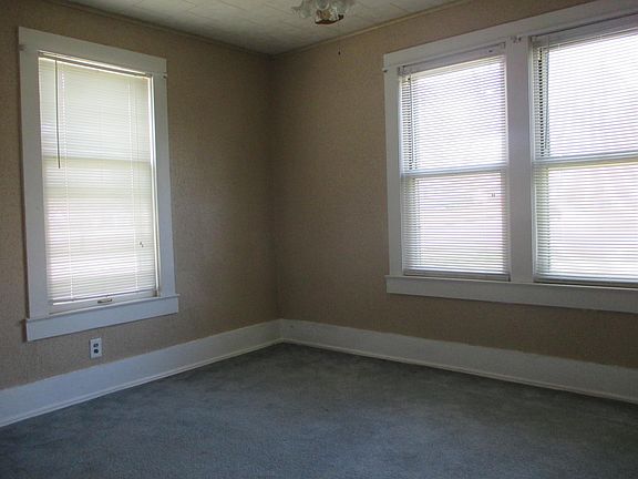 4th image of 1500 Unaka Ave E