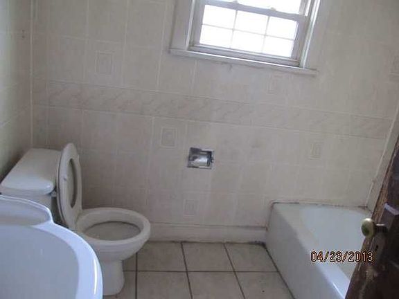 5th image of 1100 Shelby St