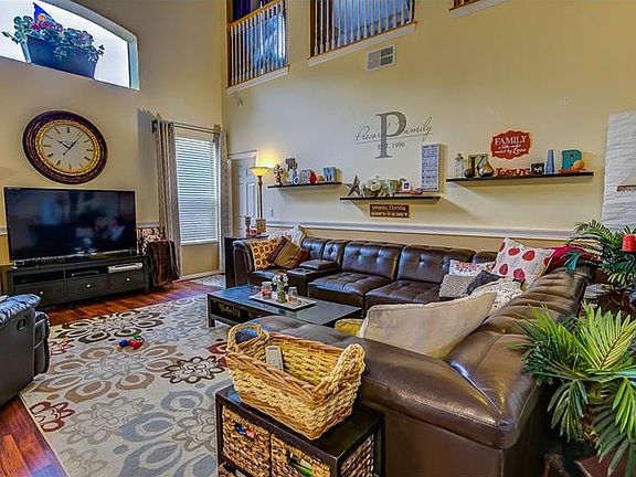 3rd image of 2801 Joseph Cir