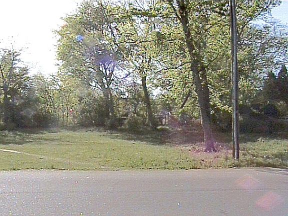 5th image of 524 Richland Ave E