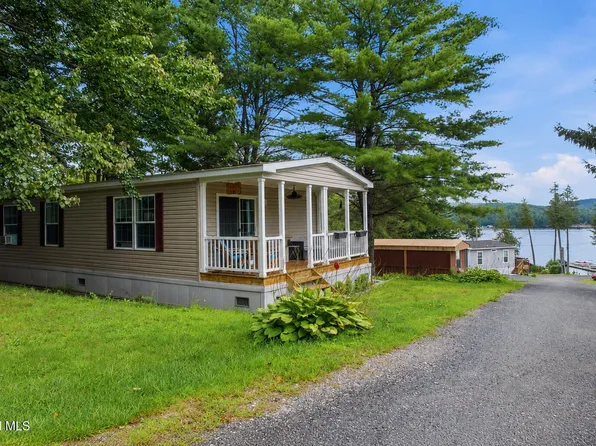 17 Easy Street, Schroon Lake, NY 12870