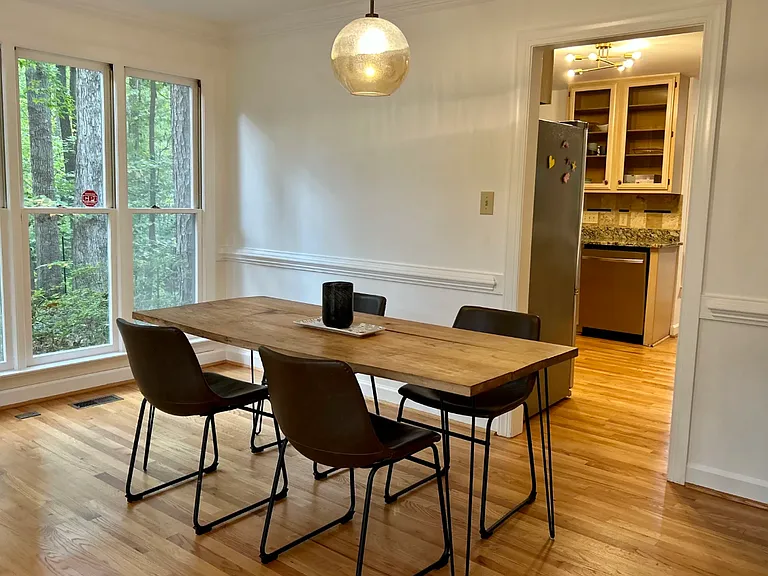 112 Brighton Ct — Photo 6