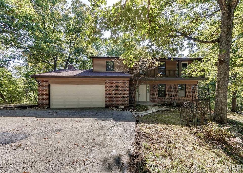 1st image of 3030 Woodlands Rd