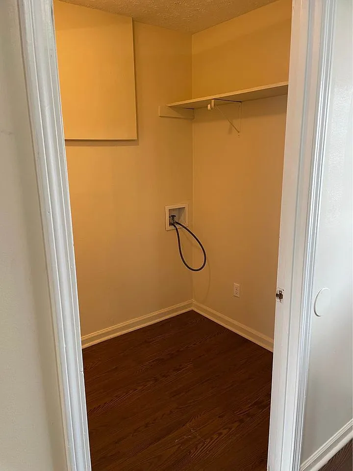 131 Alycia Drive — Photo 3