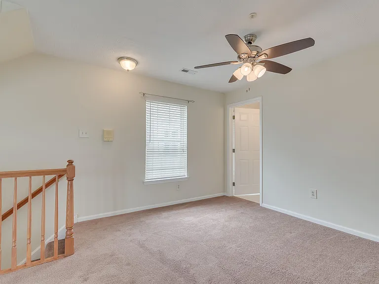 5806 Riverfront Dr — Photo 11