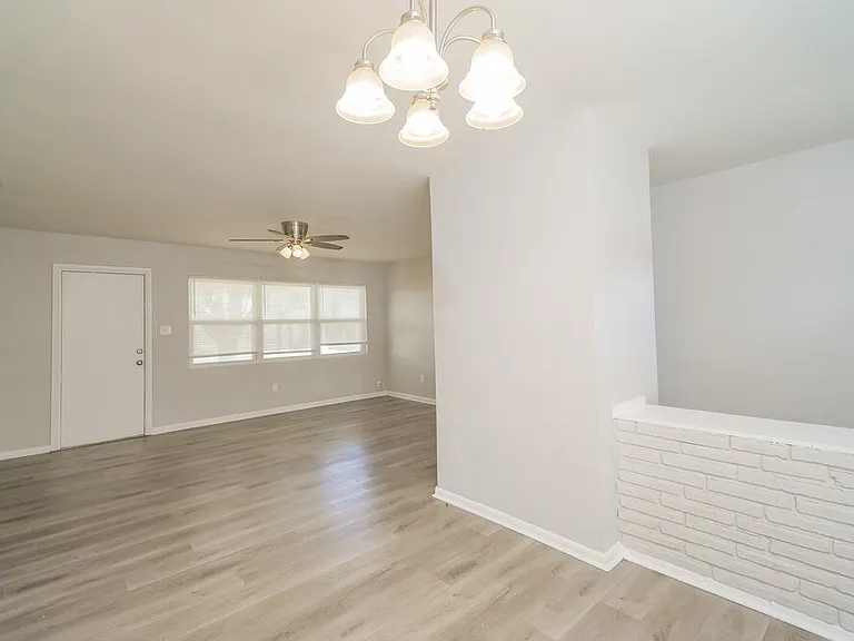 4346 Tufts Ave — Photo 7