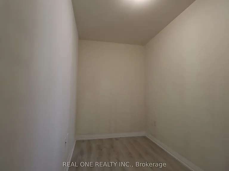 65 Watergarden Dr #403 — Photo 20