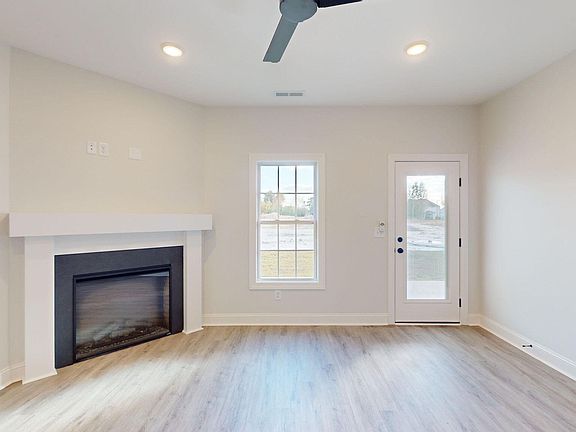 5th image of 1417 Dorset Drive #A