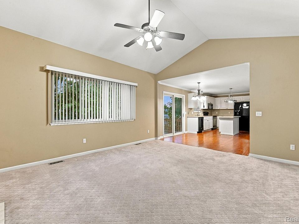 22085 Cherrywood Rd, photo 10