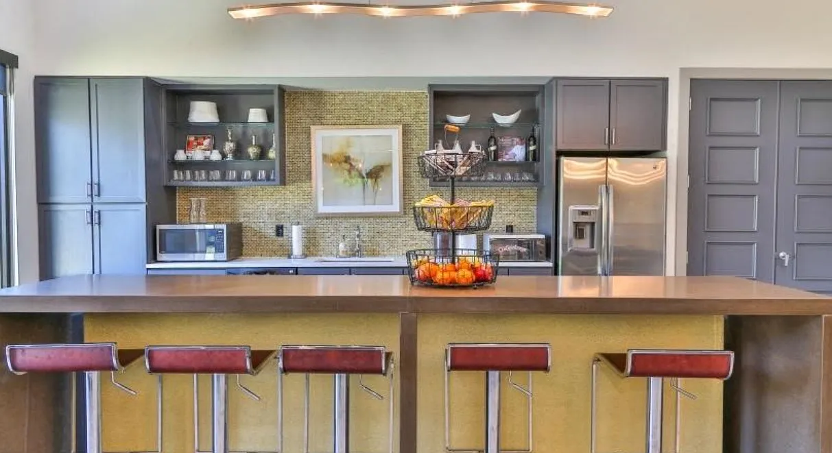 The District Apartments — Photo 4