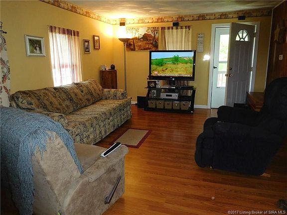3rd image of 806 N Hayes Ave