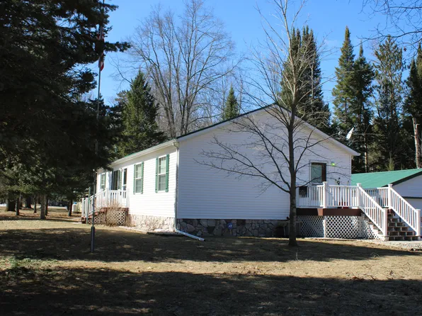 8010 Center St, South Branch, MI 48761