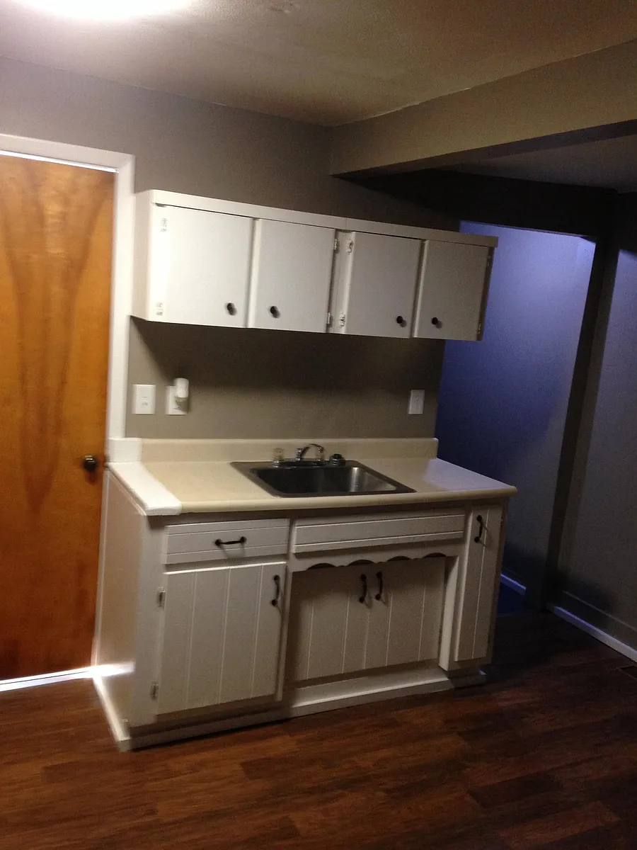 Nice cabinets, New Flooring - 734 7th St #C