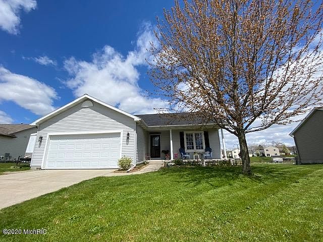 1st image of 626 Green Meadows Dr