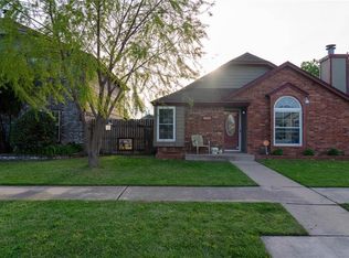 2129 Westmore Dr, Moore, OK 73170