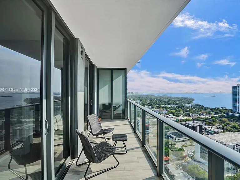 121 NE 34th St #2906 — Photo 32
