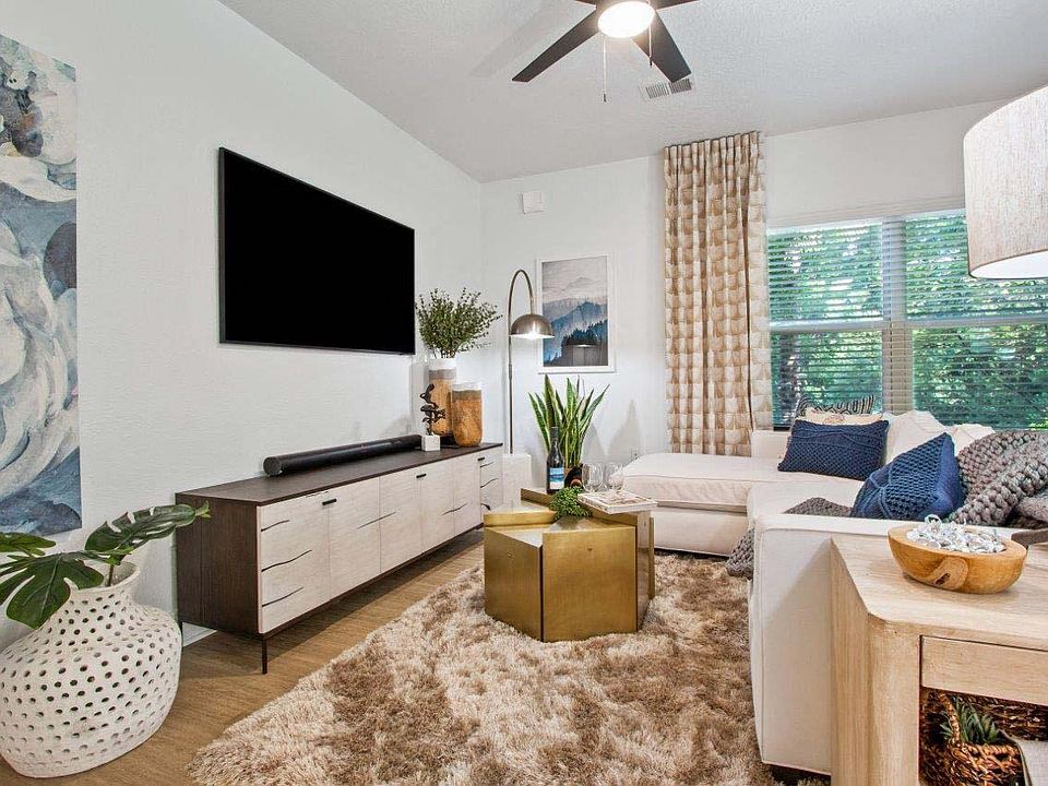 Adara at Godley Station, Savannah, GA, Living Room