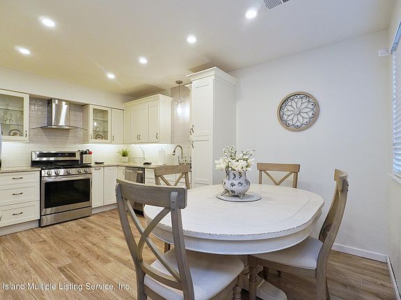 4th image of 73 Lovell Ave #A
