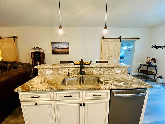 4th image of 6359 SE 70th Ave