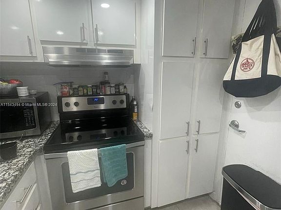 5th image of 1200 West Ave APT 1210