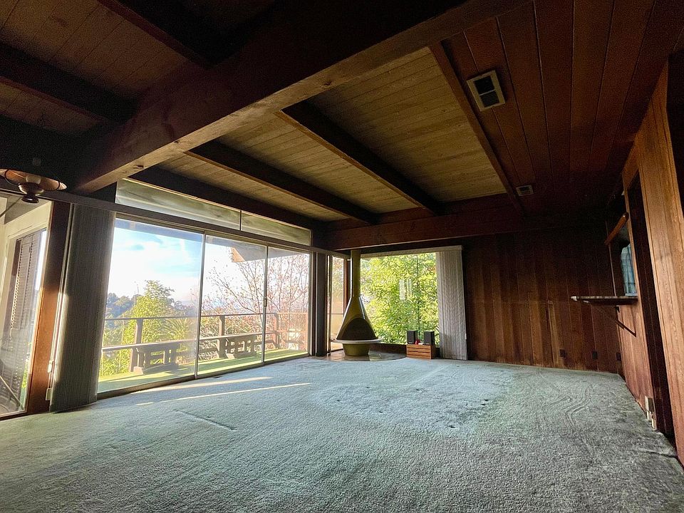 1st image of 7225 Pacific View Dr