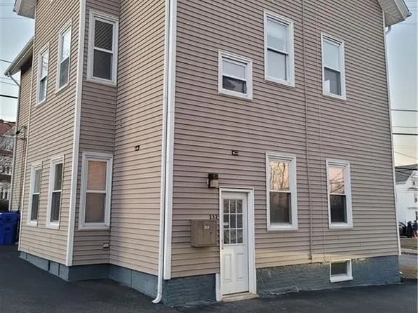 230 Pawtucket Ave, Pawtucket, RI 02860
