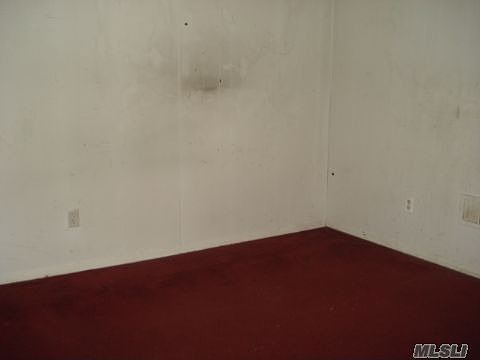 5th image of 51 Lisa Dr