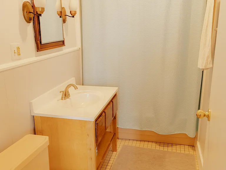 110 Field St — Photo 10