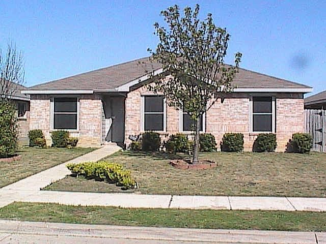 1st image of 2922 Marquis Ln