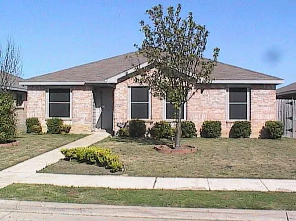 2922 Marquis Ln, Lancaster, TX 75134