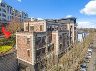 2430 NW Westover Rd #1-202, Portland, OR 97210