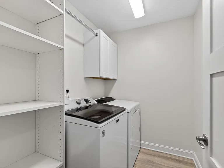 1766 Beach Ave — Photo 43