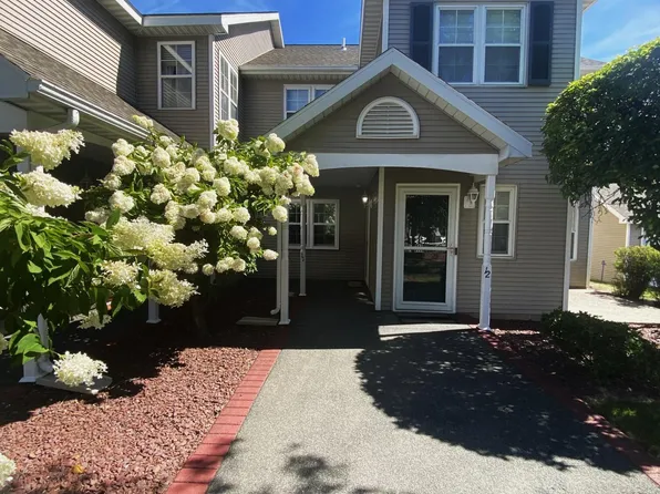 11 Coralberry Court, Albany, NY 12203