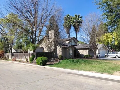 9567 N Barton Ave Photo 1