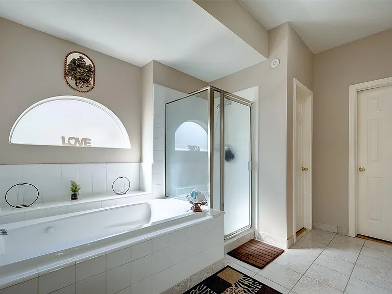 731 Annies Way — Photo 16