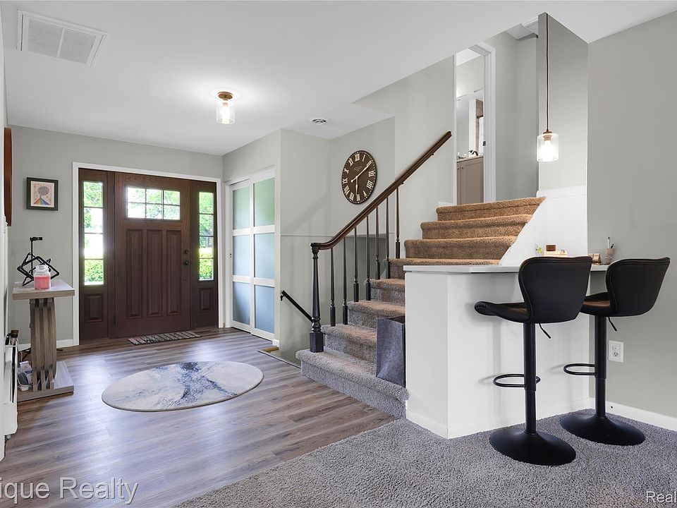 38243 Jonathan St, photo 12