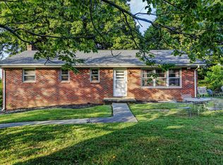 154 Poplar Hill Dr, Johnson City, TN 37604