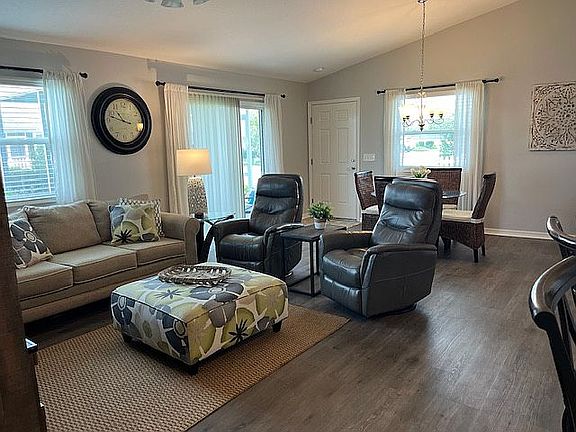 3rd image of 626 Ybor Ln